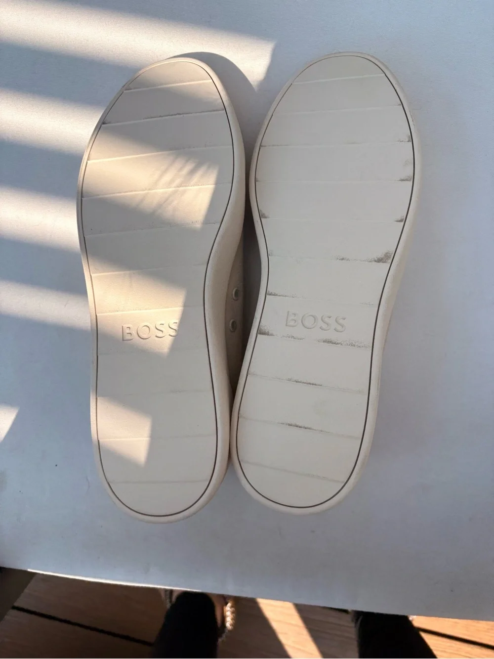 BOSS Men's Beige Leather Low-Top Sneakers